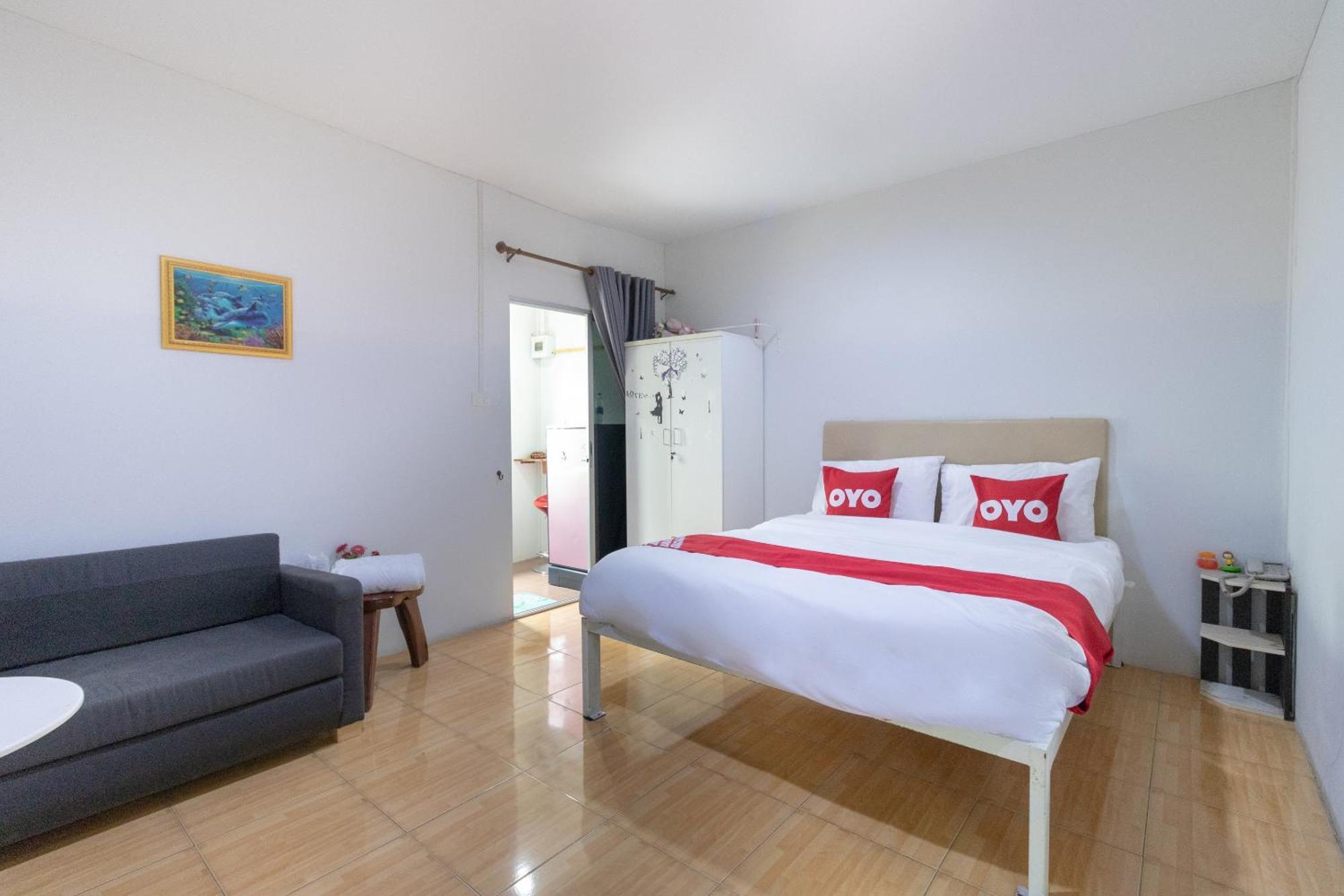 โอโย 644 ปองไป เฮาส์ Hotel กรุงเทพมหานคร ภายนอก รูปภาพ
